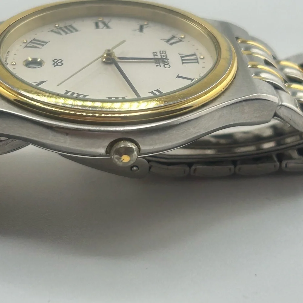 Seiko Quartz Watch Silver/Gold Roman Numerals Waterproof Stainless Steel #611
